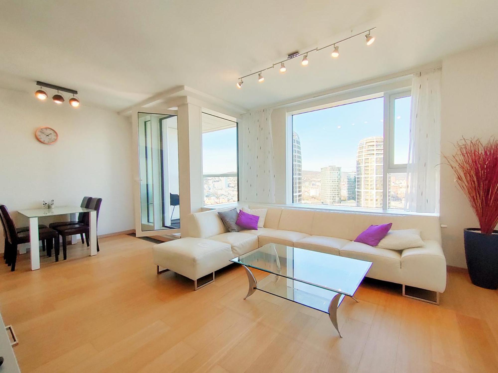 Sag Romantic 22 Floor Panorama City Free Parking Free Wifi บราติสลาวา ภายนอก รูปภาพ