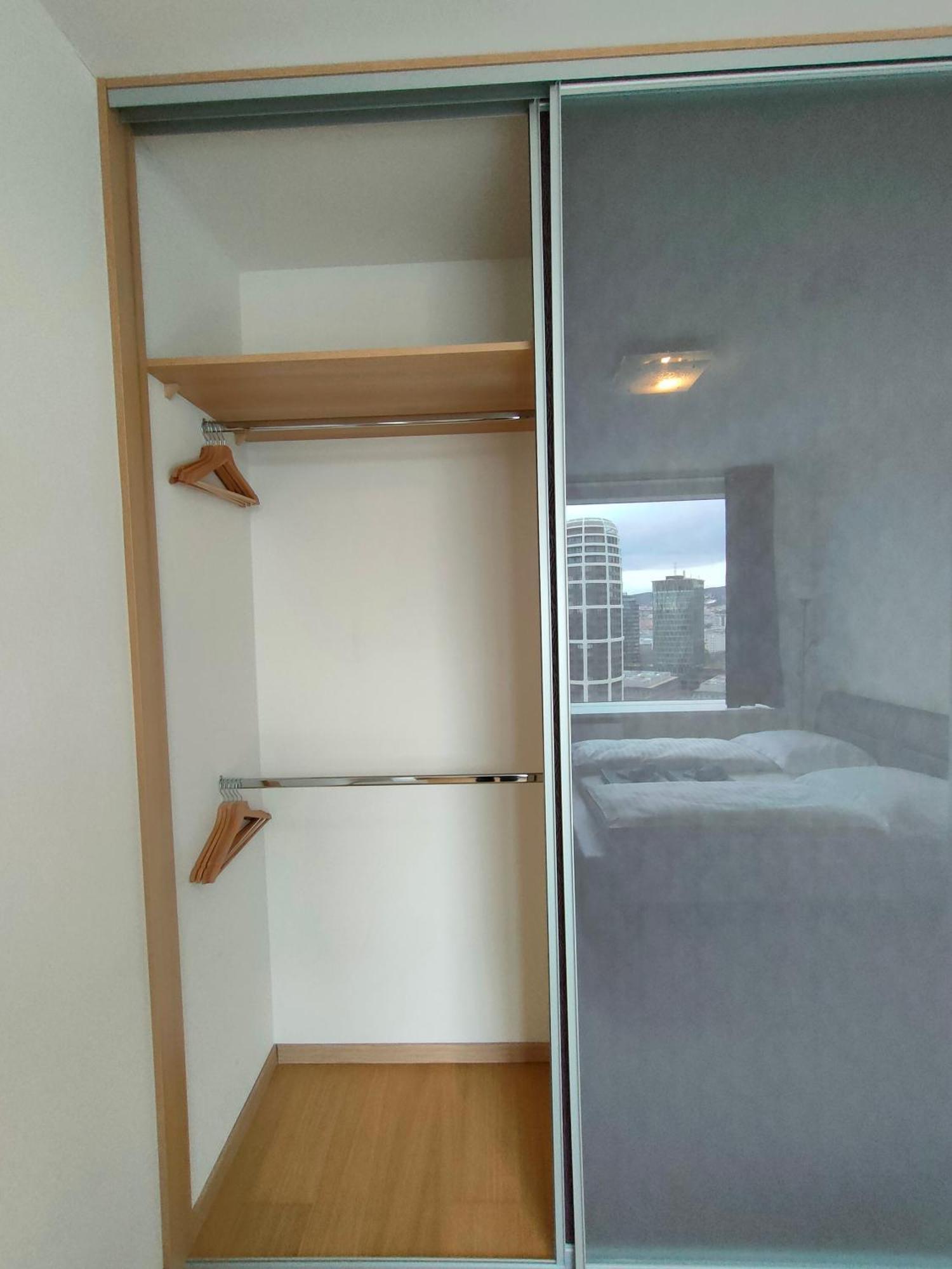 Sag Romantic 22 Floor Panorama City Free Parking Free Wifi บราติสลาวา ภายนอก รูปภาพ