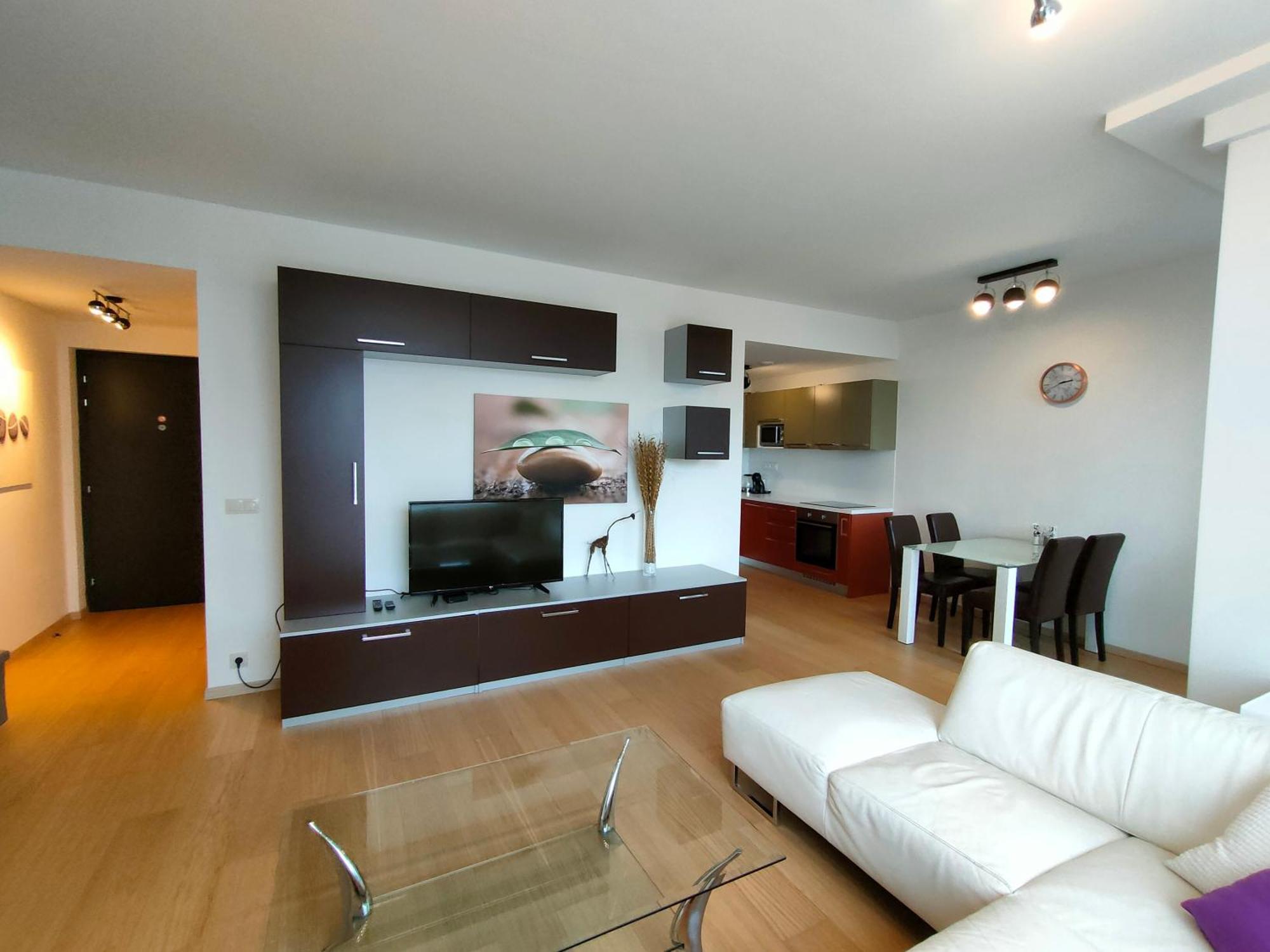 Sag Romantic 22 Floor Panorama City Free Parking Free Wifi บราติสลาวา ภายนอก รูปภาพ